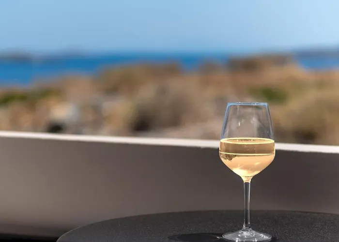 Aegean Glory Ermupoli